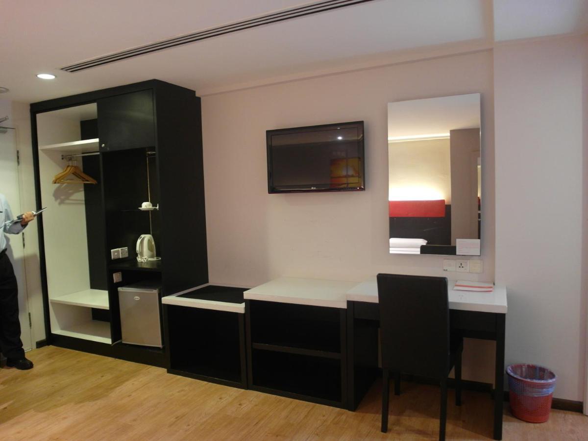 Red Rock Penang 3*